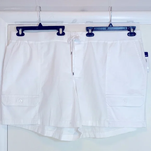 NWT Chaps Golf Cargo Shorts 52-54 waist - Picture 3 of 14